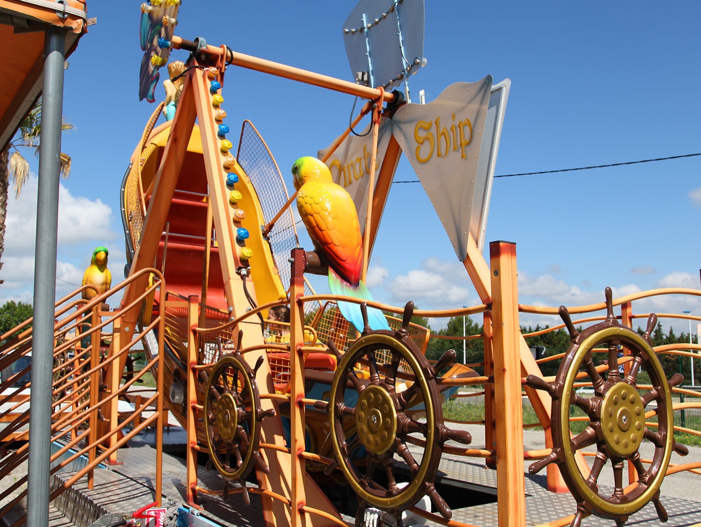 le-bateau-pirate - photo 2