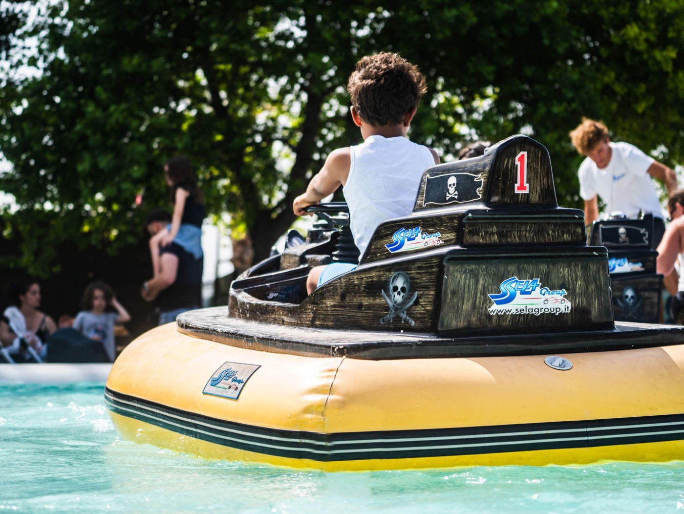 les-bateaux-tamponneurs - photo 1